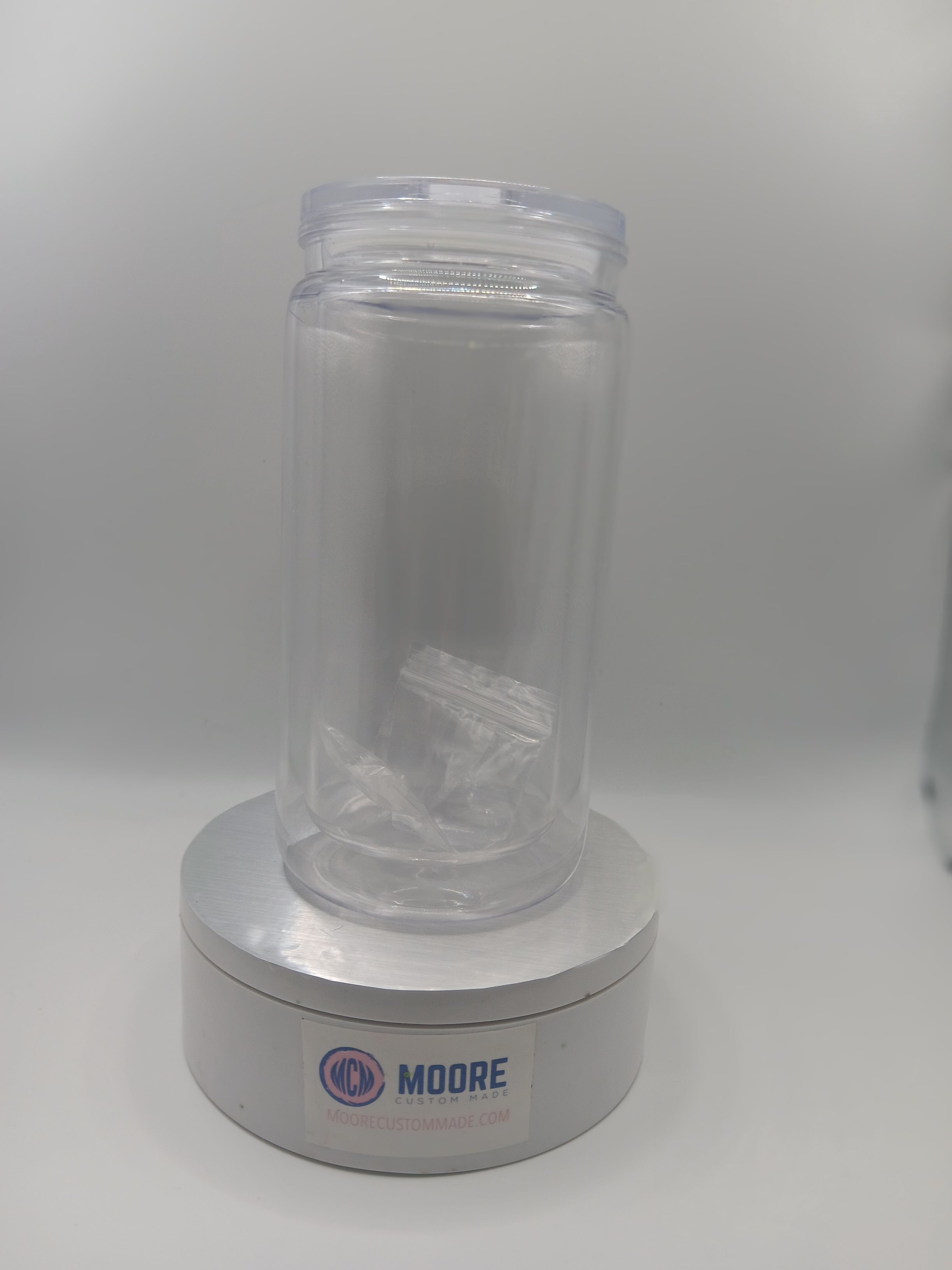 Snowglobe 16 Oz